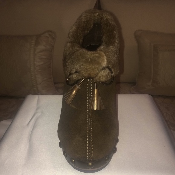 Colin Stuart Brown/Faux Fur Trimmed Ankle Boots - Picture 2 of 8